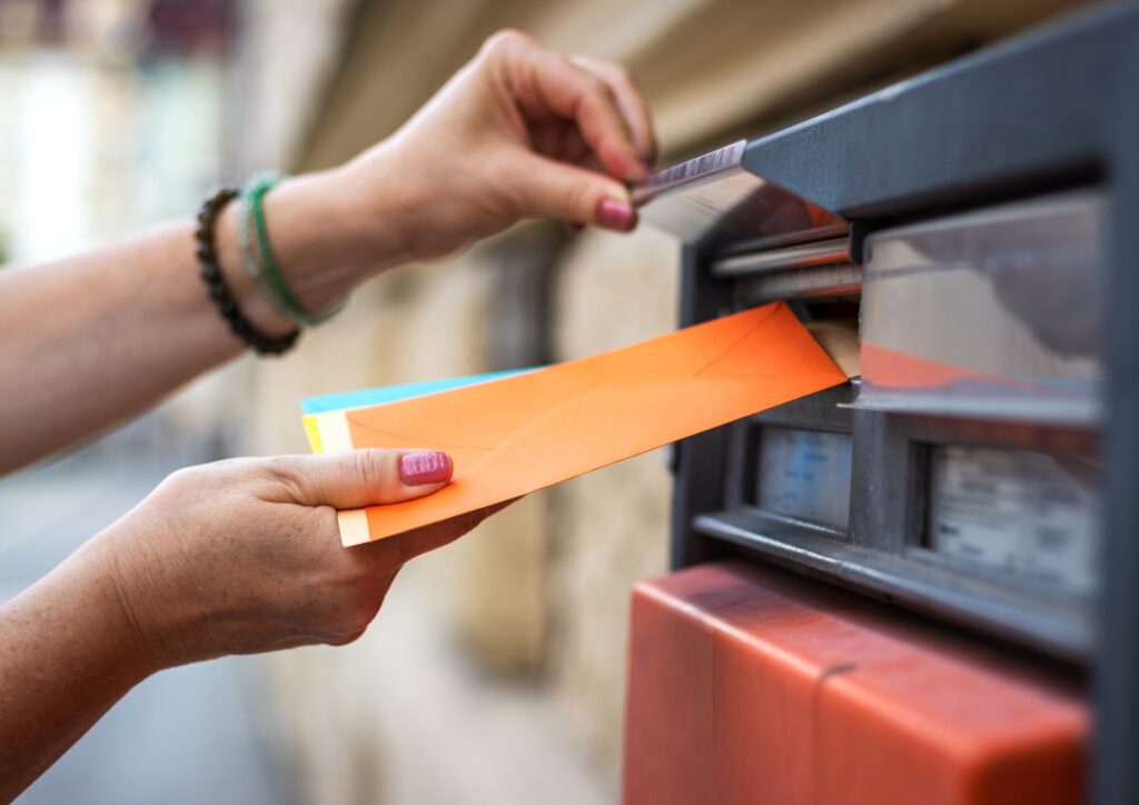 ライザップ　入会手続きは郵送でできる？